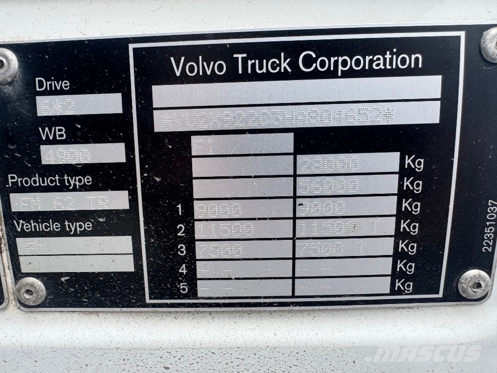 Volvo FM 370 6x2/4-4900 Nosturiauto Truck mounted cranes