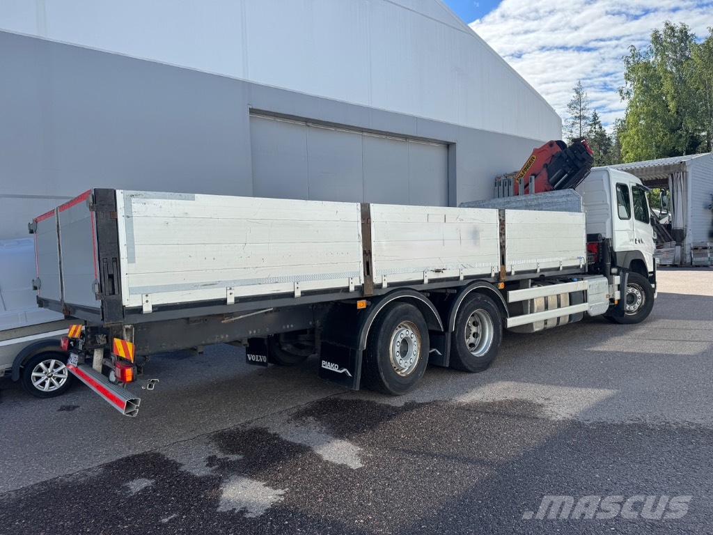 Volvo FM 370 6x2/4-4900 Nosturiauto Truck mounted cranes