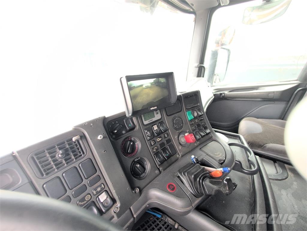 Scania R164 Camiones bañeras basculantes o volquetes