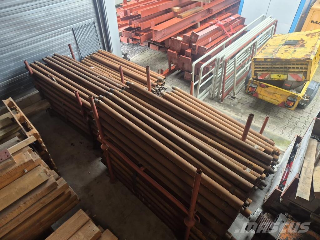 Diversen Boorstangen (drill parts). Muut koneet