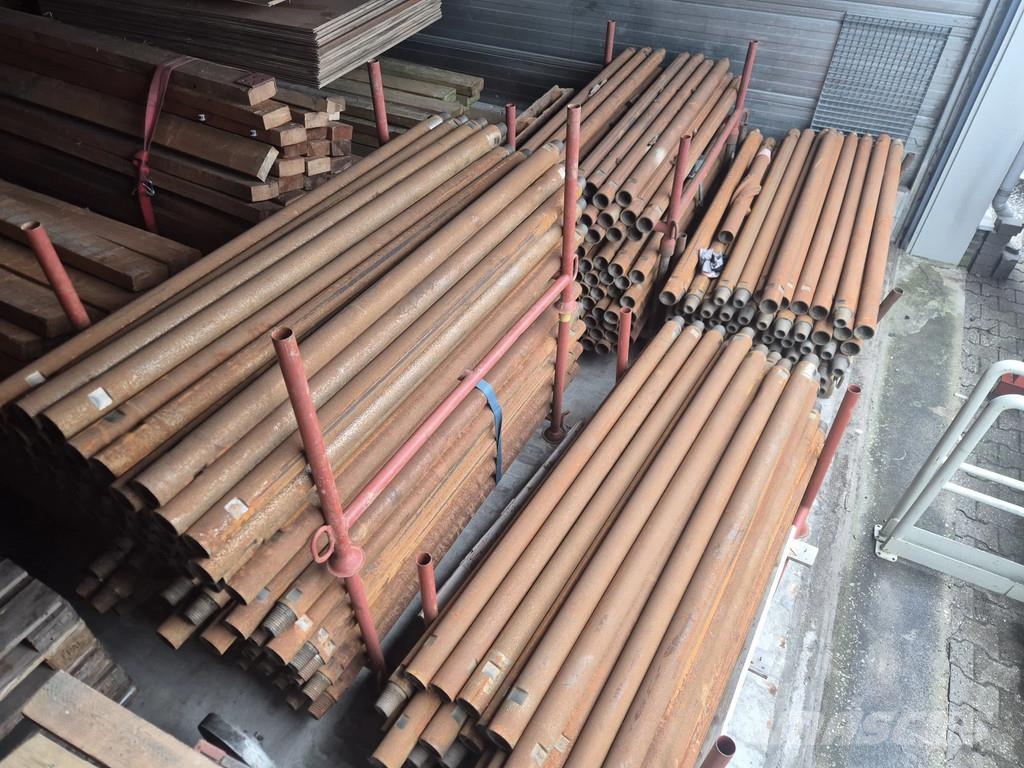 Diversen Boorstangen (drill parts). Muut koneet