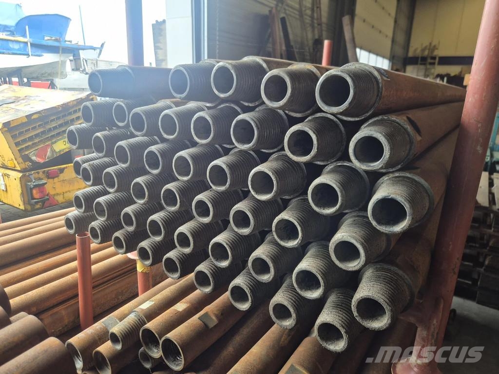Diversen Boorstangen (drill parts). Muut koneet