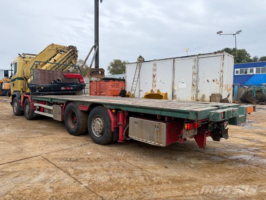 Scania R124 G HIAB 700E-8 + jib Vlakke laadvloer met kraan