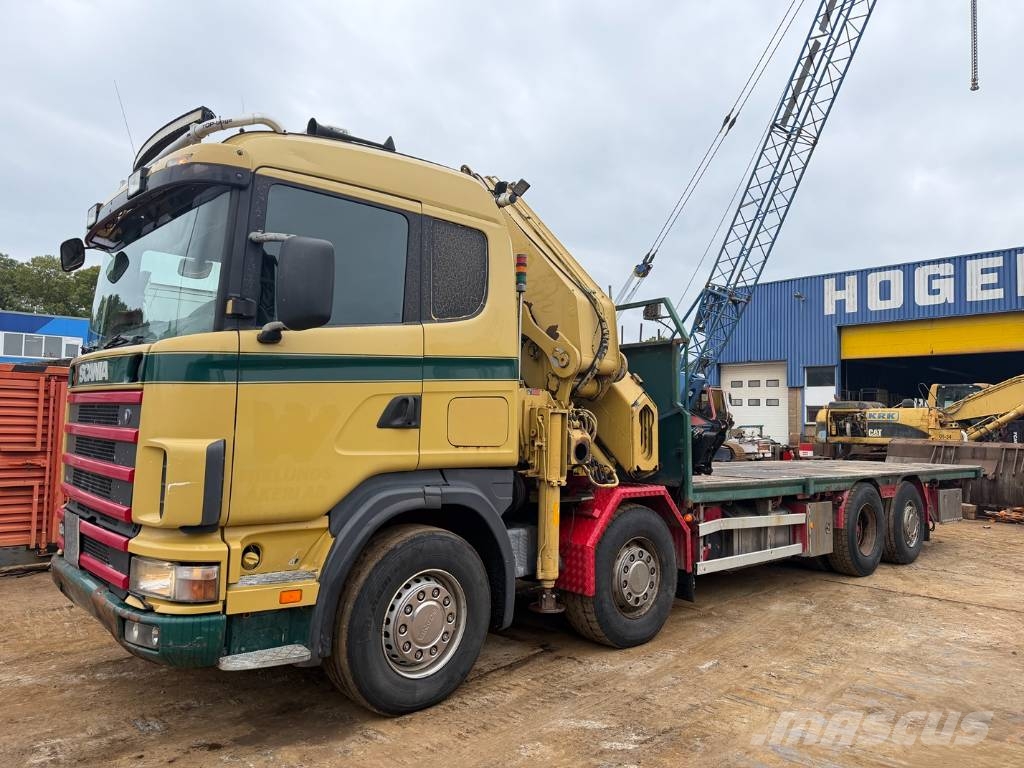 Scania R124 G HIAB 700E-8 + jib Vlakke laadvloer met kraan