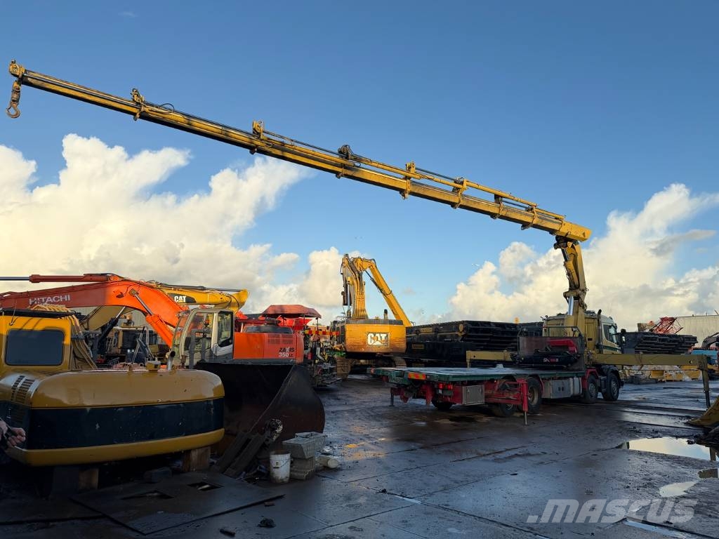 Scania R124 G HIAB 700E-8 + jib Vlakke laadvloer met kraan