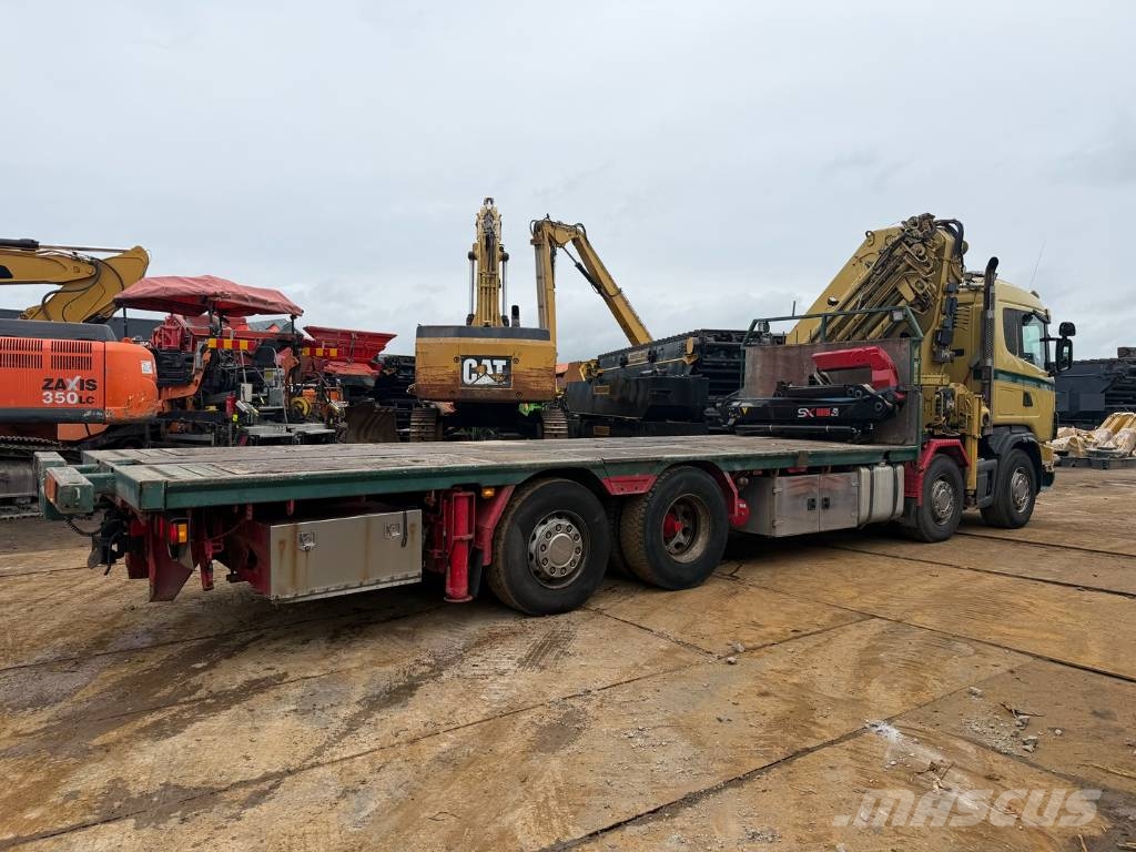 Scania R124 G HIAB 700E-8 + jib Vlakke laadvloer met kraan