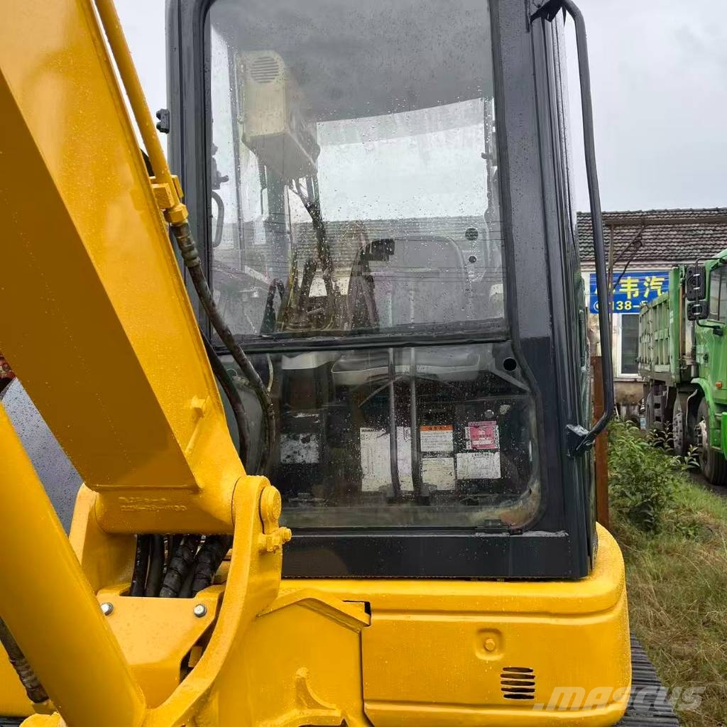 Komatsu PC35 Gravemaskiner på larvebånd