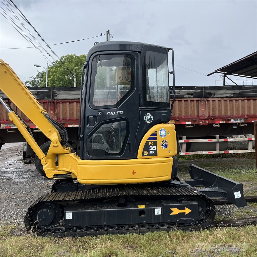 Komatsu PC35 Gravemaskiner på larvebånd