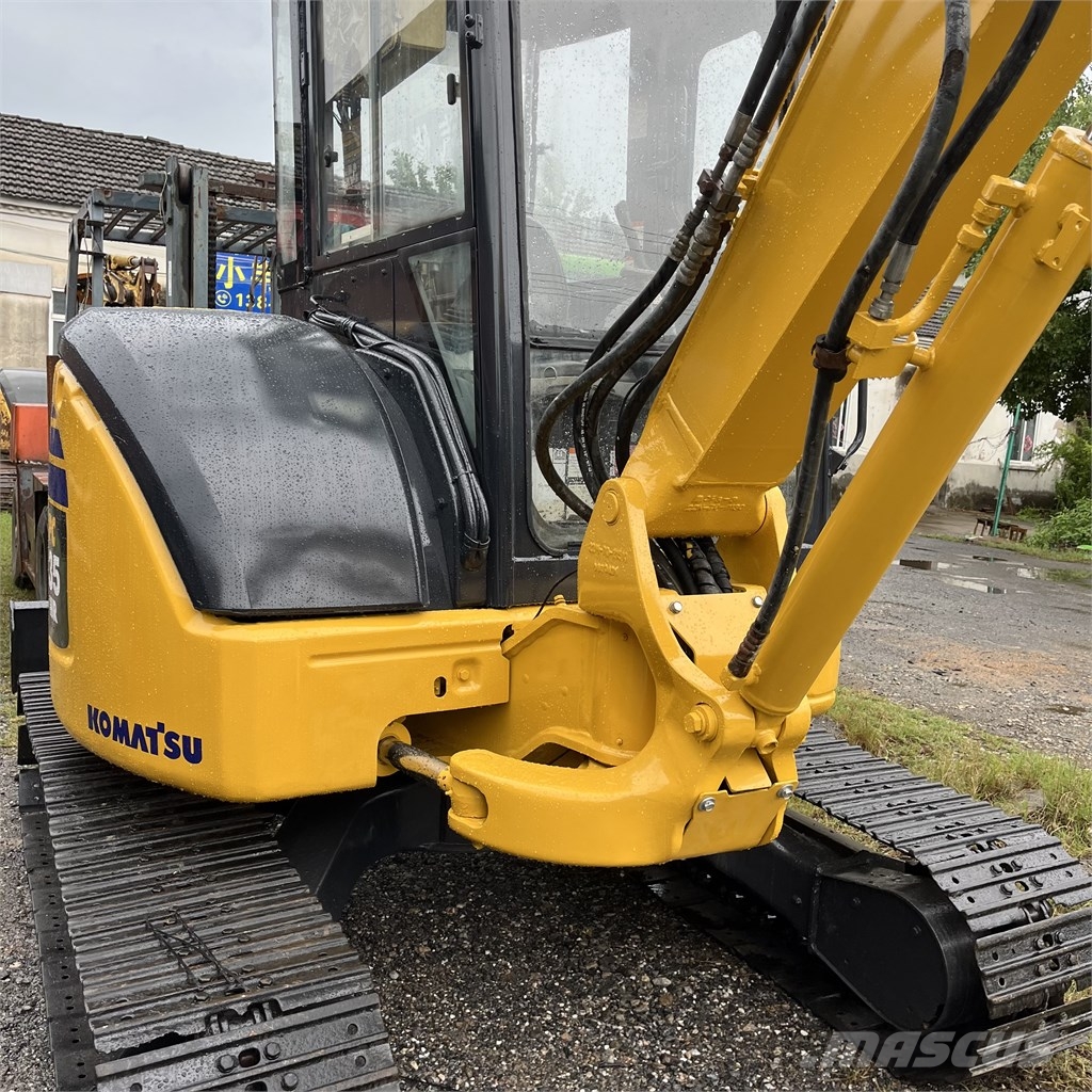 Komatsu PC35 Gravemaskiner på larvebånd