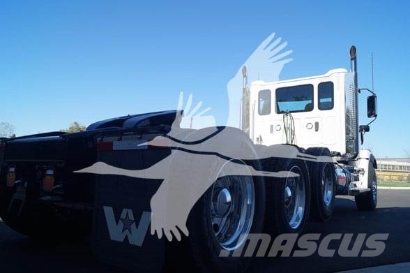 Western Star 49X Vetopöytäautot