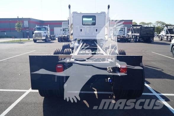 Western Star 49X Camiones con chasís y cabina