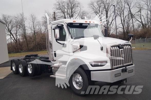 Western Star 49X Vetopöytäautot