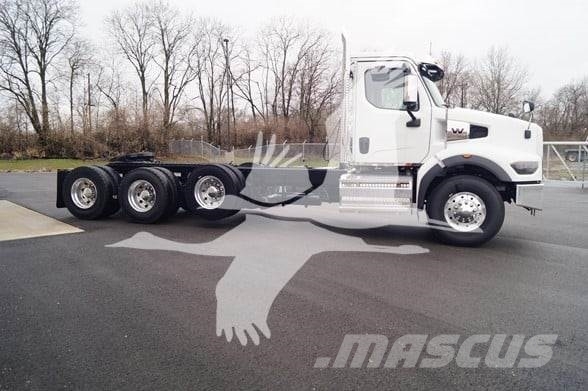 Western Star 49X Vetopöytäautot