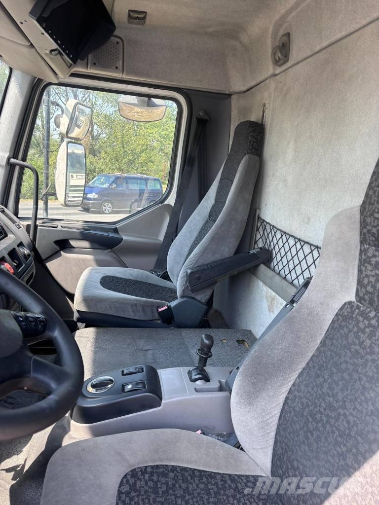 DAF LF 55.220 /Thermoking 3 zone fridge/ hűtős teherau Kamioni hladnjače