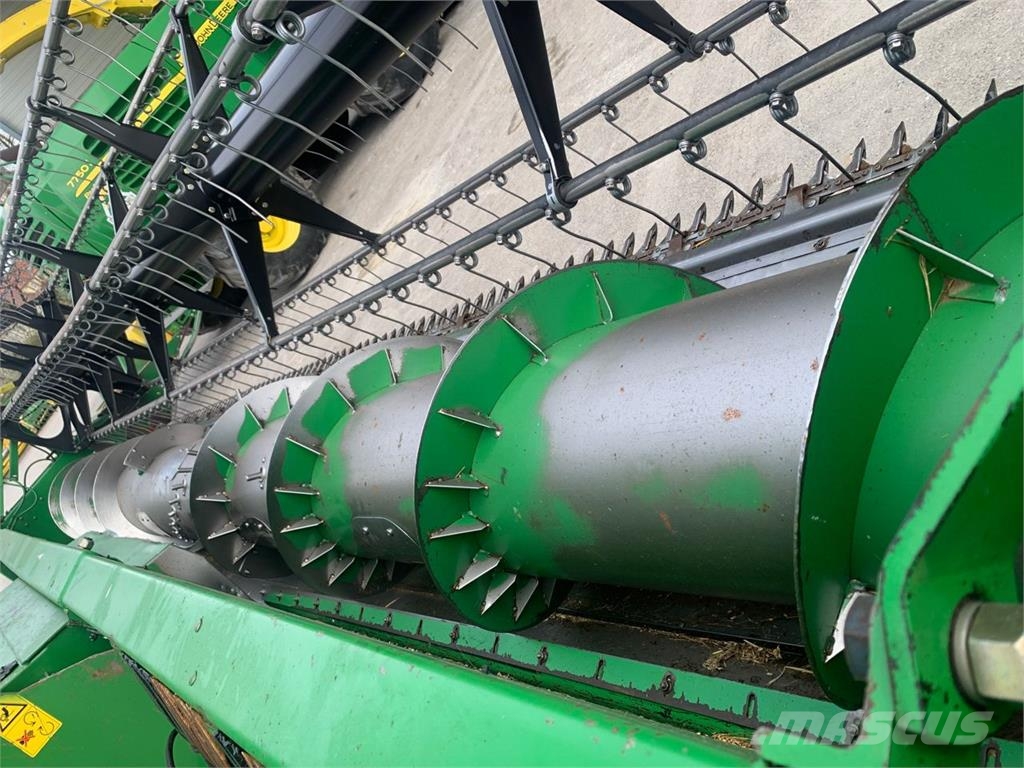 John Deere 9780 CTS HM Kombinované zberacie stroje