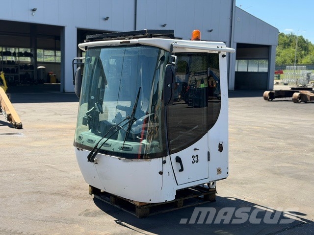 Liebherr L 580 USED CAB Cabine en interieur