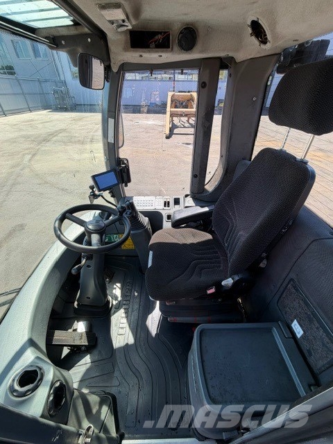 Liebherr L 580 USED CAB Cabine en interieur