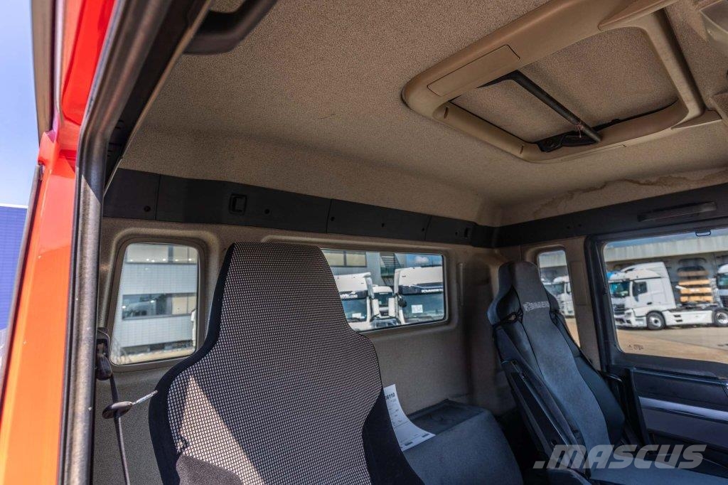 MAN TGS 33.470 BBS-6x6 (motor new 28.000 km) Sadulveokid