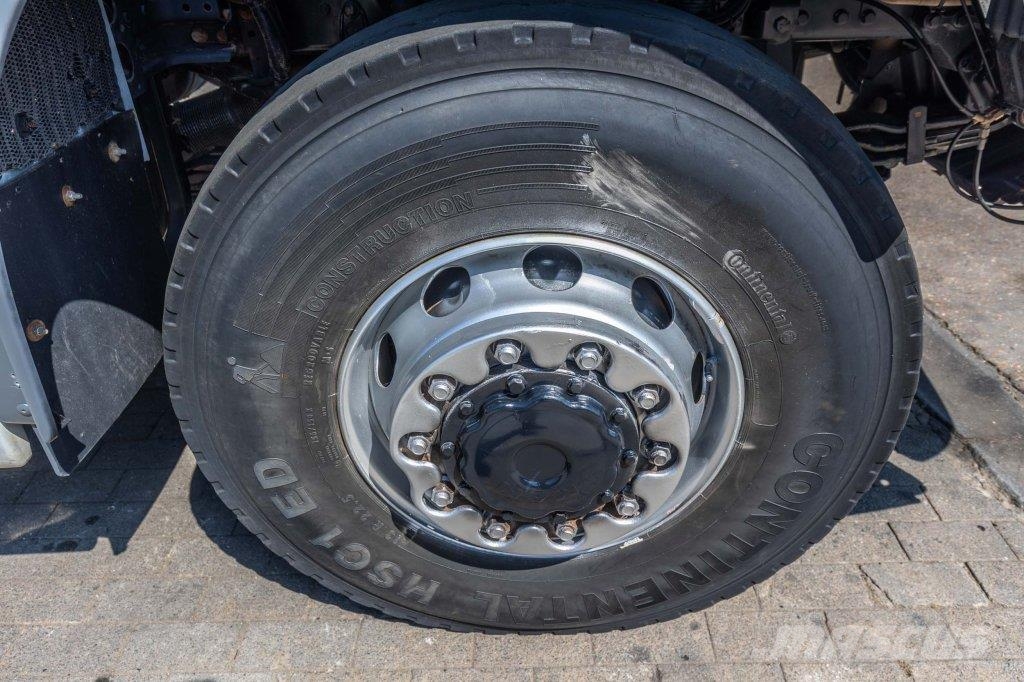 MAN TGS 33.470 BBS-6x6 (motor new 28.000 km) Sadulveokid