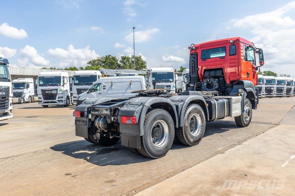 MAN TGS 33.470 BBS-6x6 (motor new 28.000 km) Sadulveokid