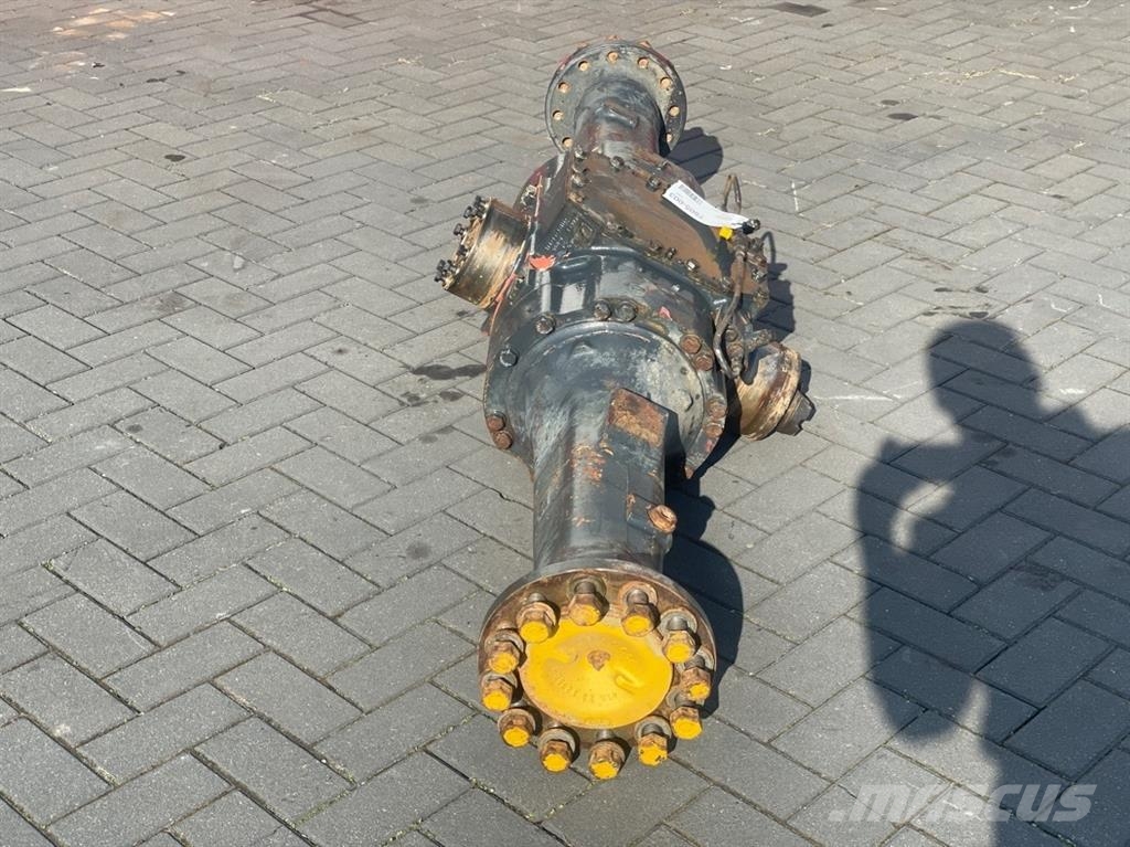 Komatsu WA200 - 418-23-30001 - STD - Axle/Achse/As Ejes