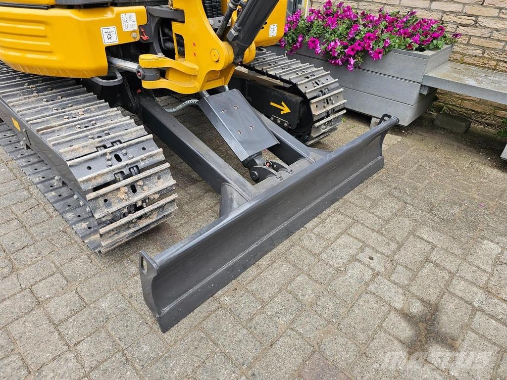 XCMG XE27U Minigraafmachines < 7t