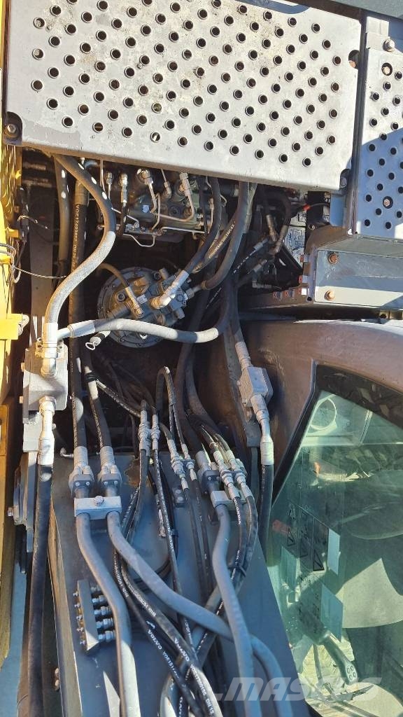 Volvo EC 220 EC Vikšriniai ekskavatoriai