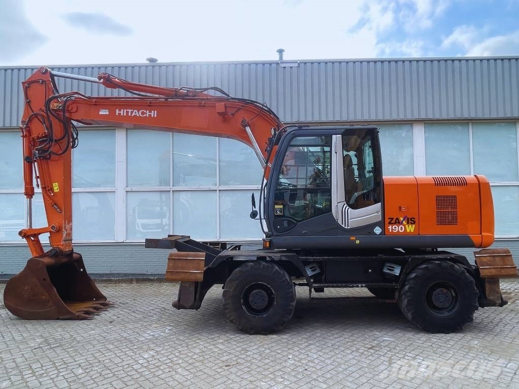 ちず ZX345USLC-6 Medium to Large Excavators - Hitachi