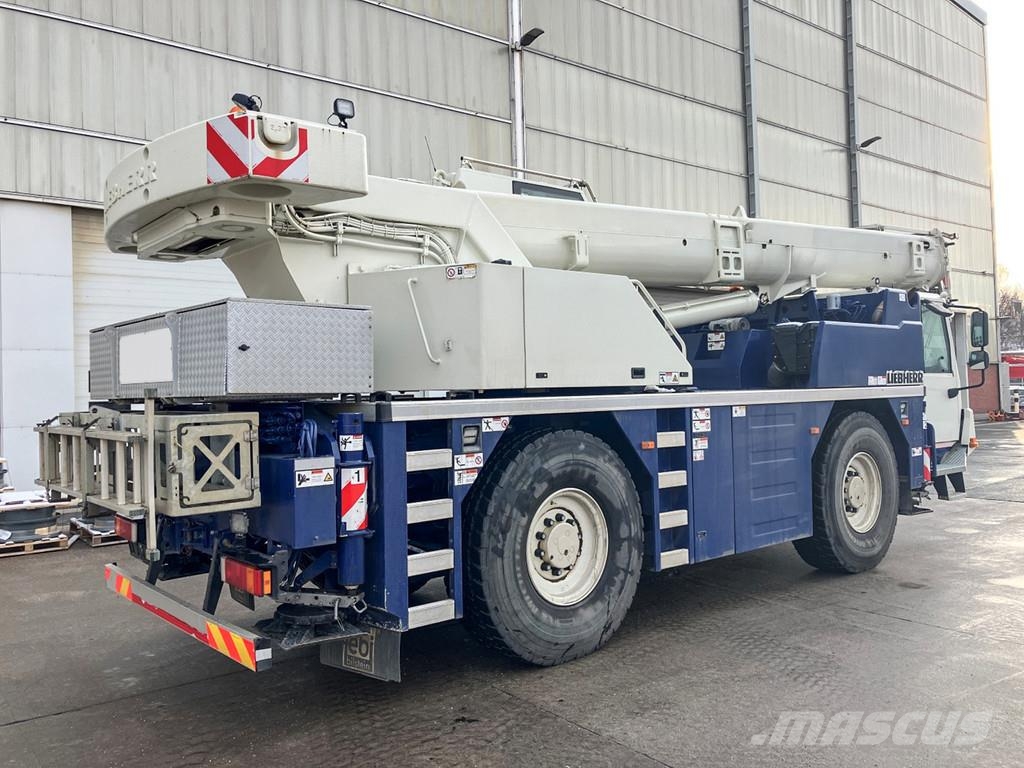 Liebherr LTM 1030-2.1 2021   Mobile cranes Ostatná zdvíhacia technika