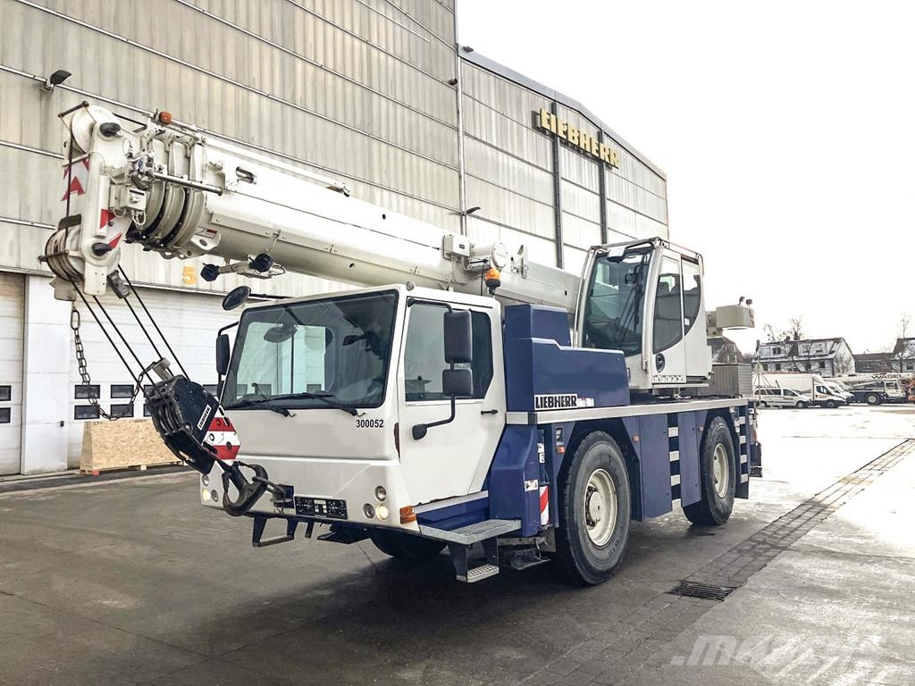 Liebherr LTM 1030-2.1 2021   Mobile cranes Ostatná zdvíhacia technika
