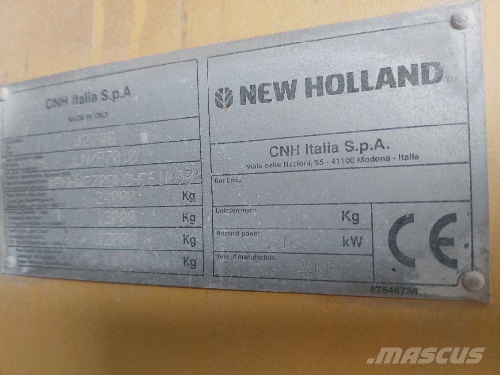 New Holland W 270 B Gumikerekes homlokrakodók