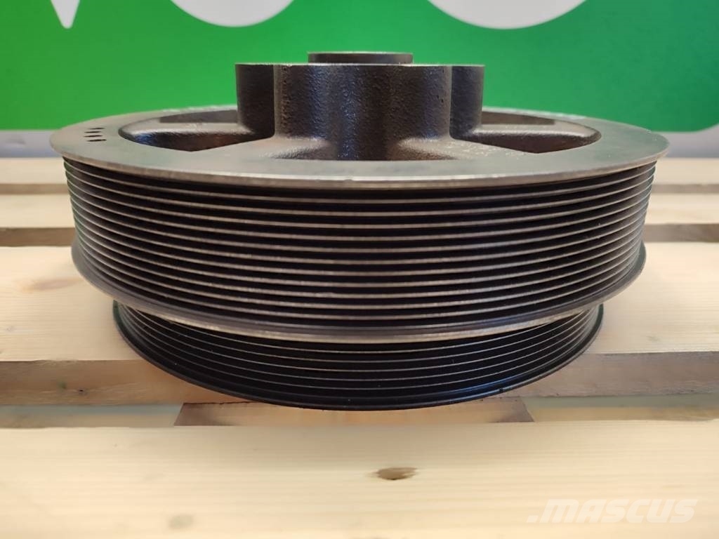 John Deere Engine fan drive pulley R132956 6125HZ007 engine Mootorid