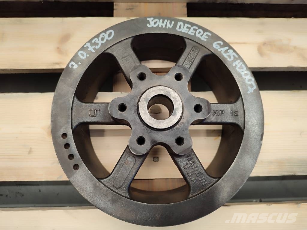 John Deere Engine fan drive pulley R132956 6125HZ007 engine Mootorid