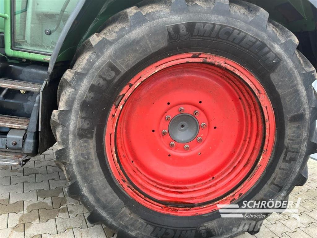 Fendt FARMER 309 VARIO | STOLL ROBUST F30 Трактори