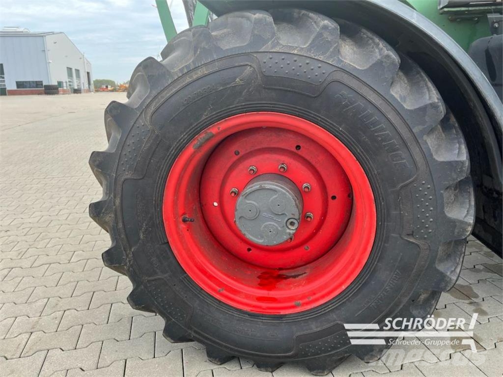 Fendt FARMER 309 VARIO | STOLL ROBUST F30 Трактори