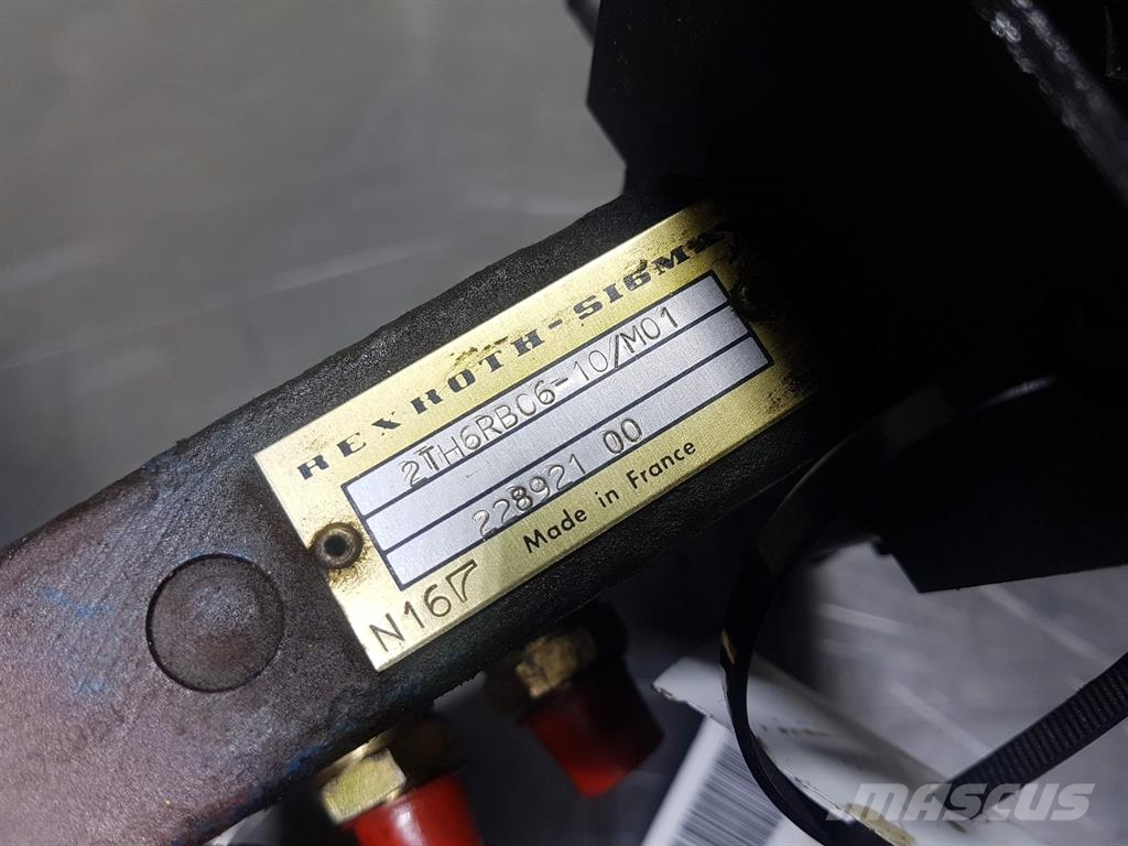 Komatsu PW75/95(FAI)-Rexroth 2TH6RB06-10/M01-Pedal Kabin