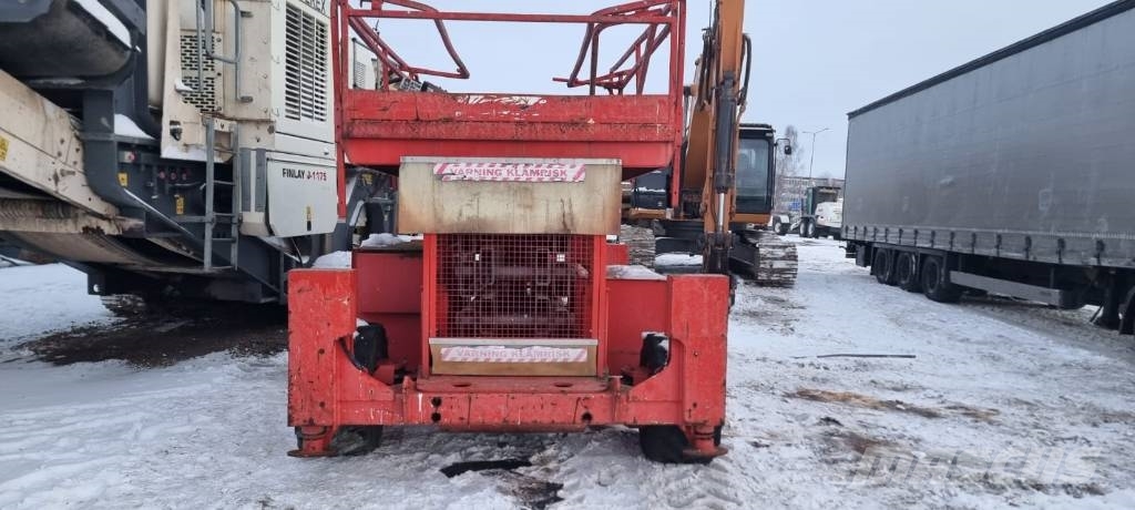 JLG 40 RTS Käärtõstukid