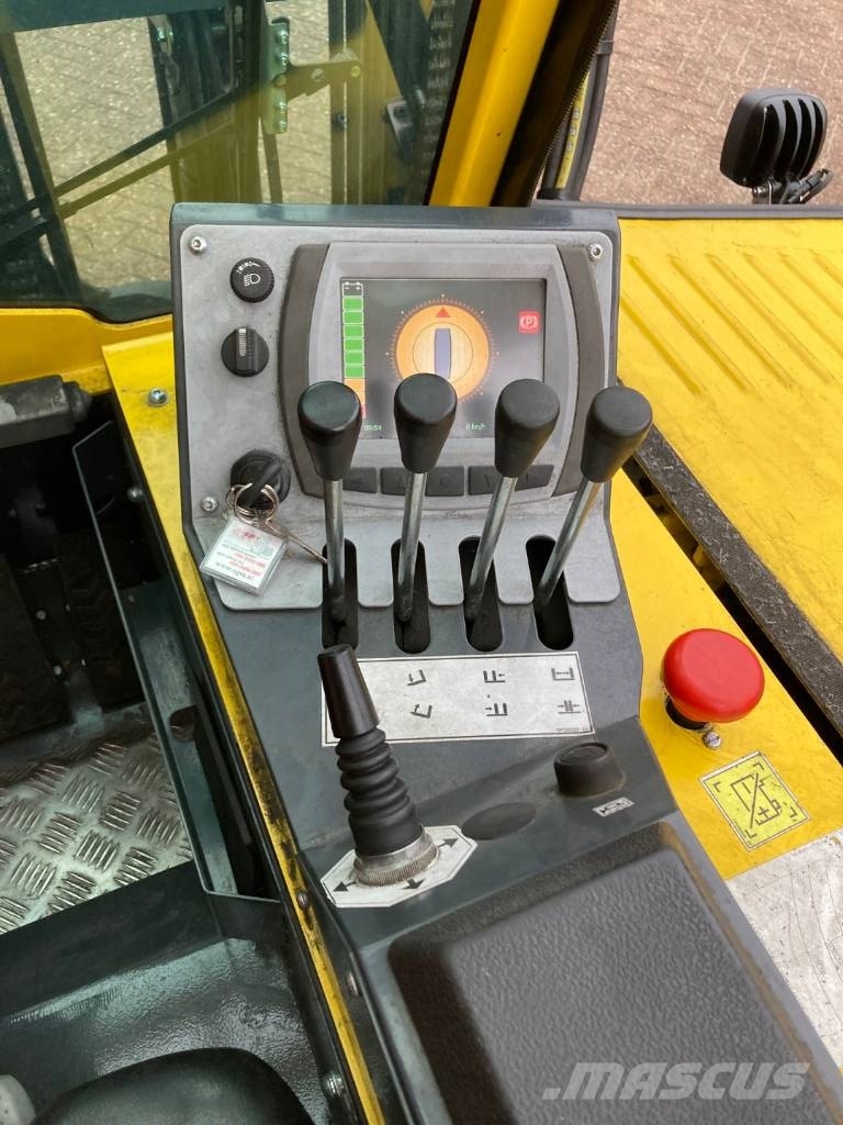 Combilift CBE3000 Sidelaster