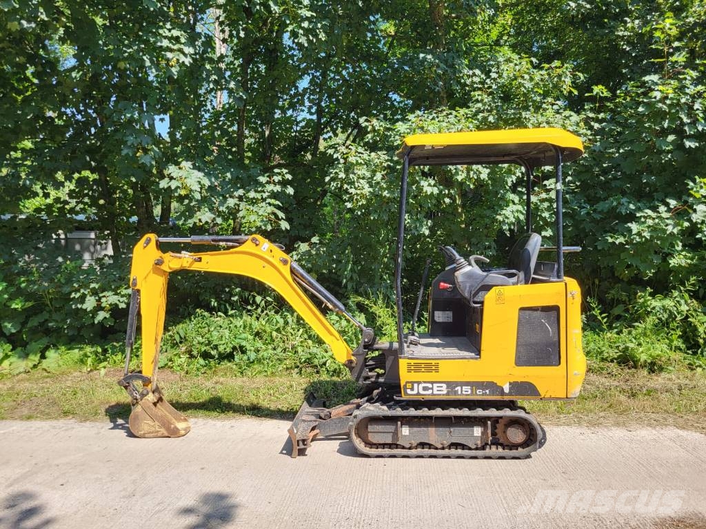 JCB 15 C-1 小型挖掘机