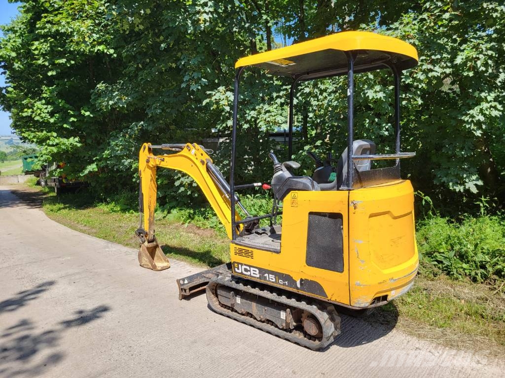 JCB 15 C-1 小型挖掘机