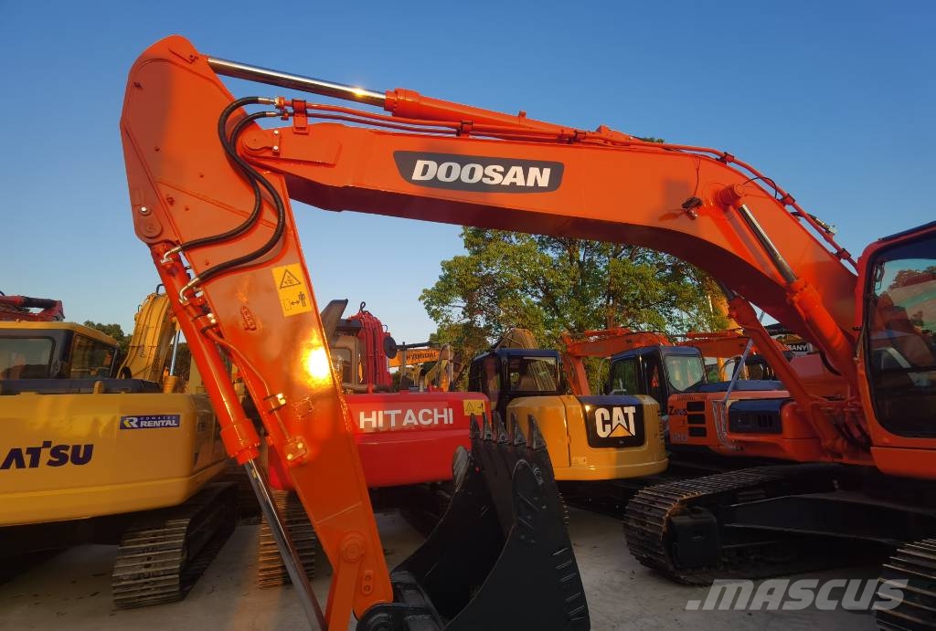 Doosan DX225LC-9C Beltegraver