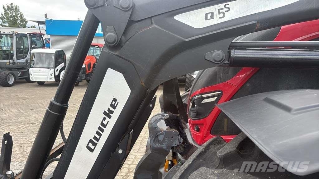 Valtra N134 0 Traktori
