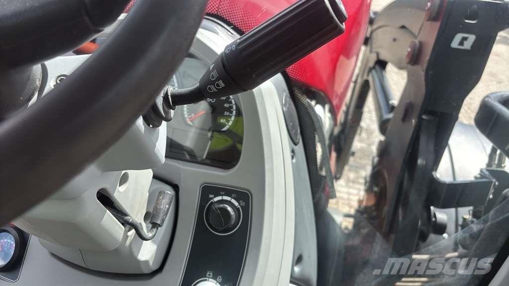 Valtra N134 0 Traktori