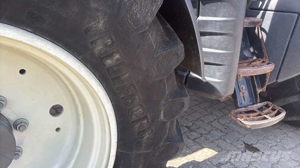 Valtra N134 0 Traktori