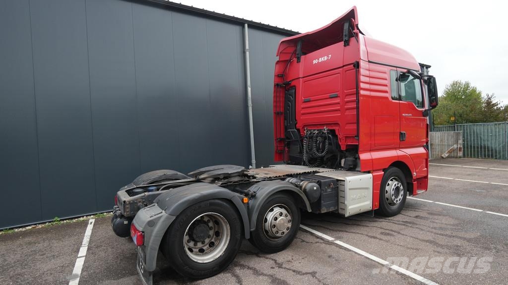 MAN TGX 24.420 6x2 651.800km Sadulveokid