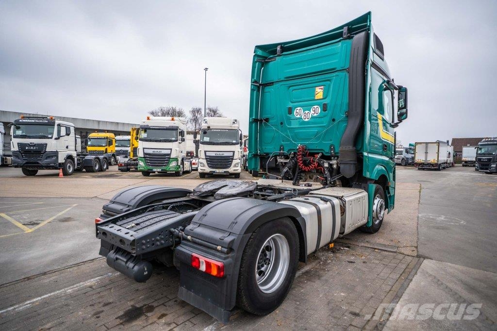 Mercedes-Benz ACTROS 1845 LS Sadulveokid