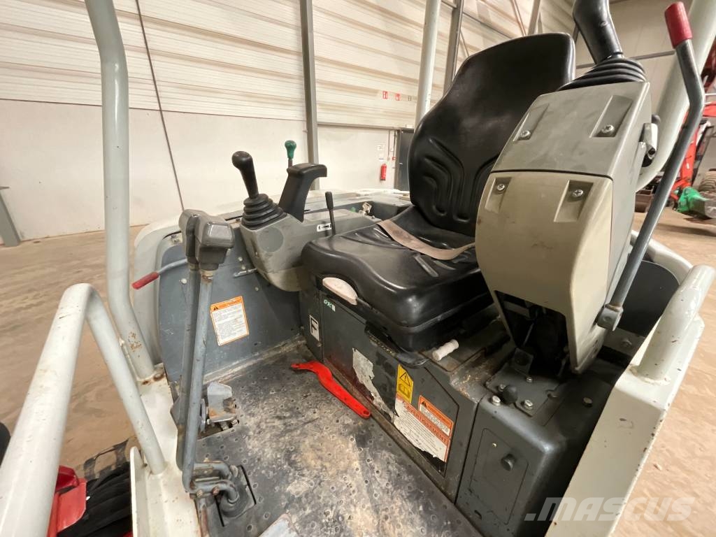 Takeuchi TB 23 R Minigraafmachines < 7t