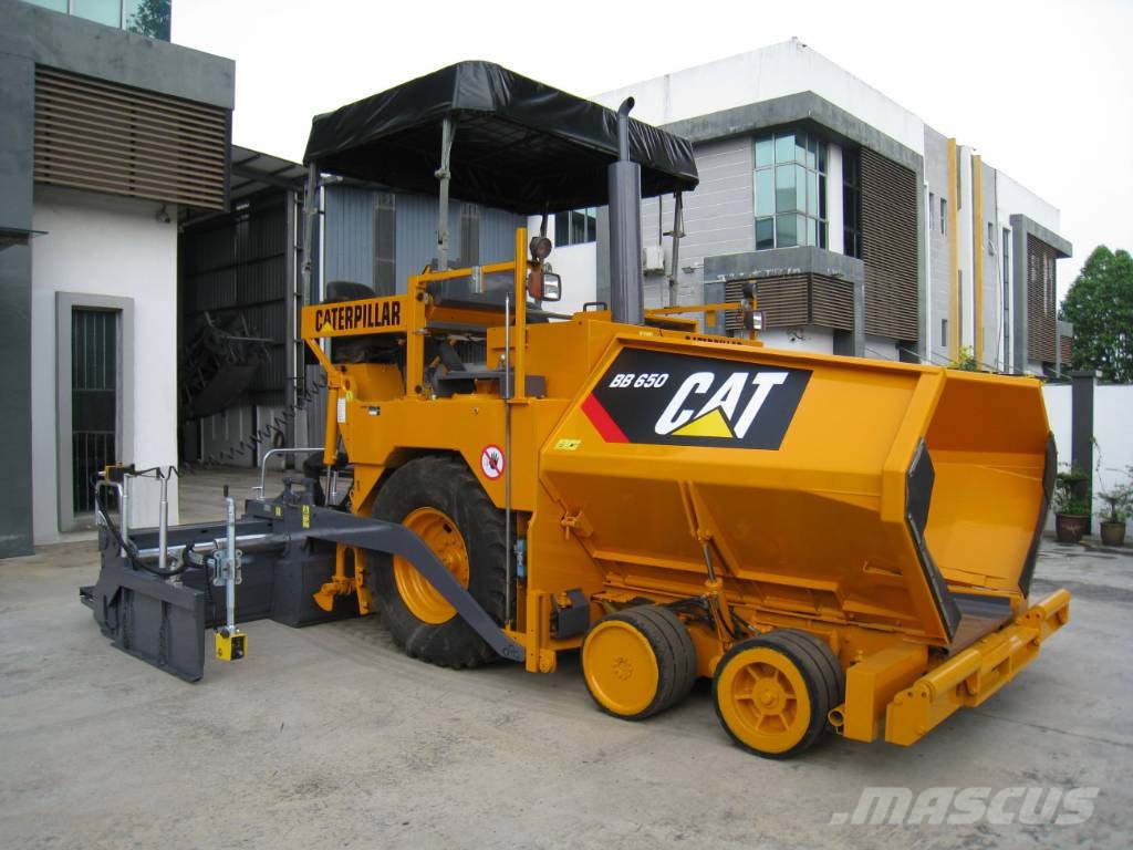 CAT BB 650 Finisseur