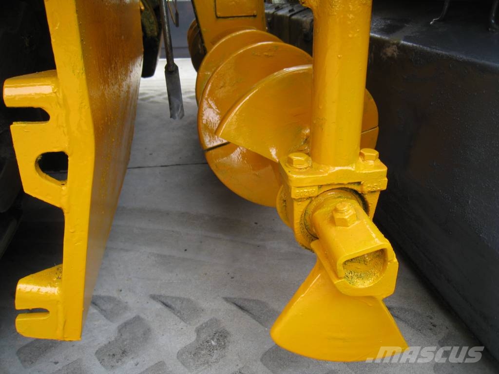 CAT BB 650 Finisseur