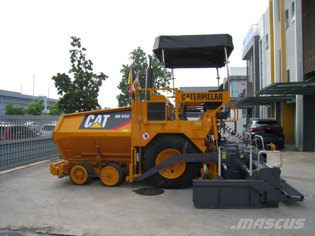 CAT BB 650 Finisseur